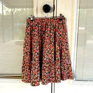 Floral print knee length skirt